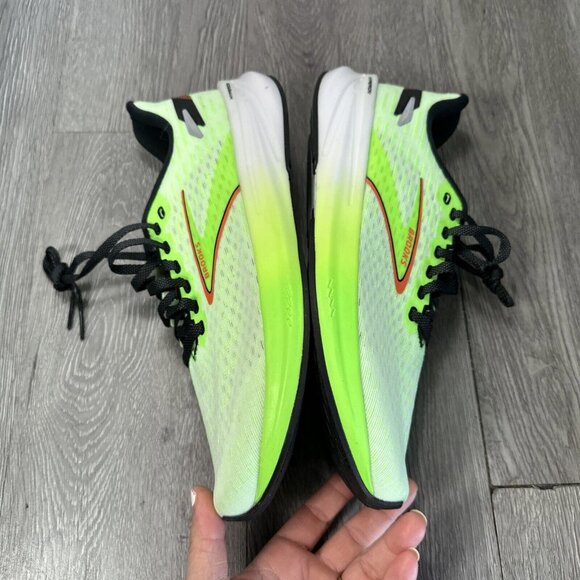 Size 9 - Brooks Hyperion Volt Green Running Shoe Men SAMPLE main image 7